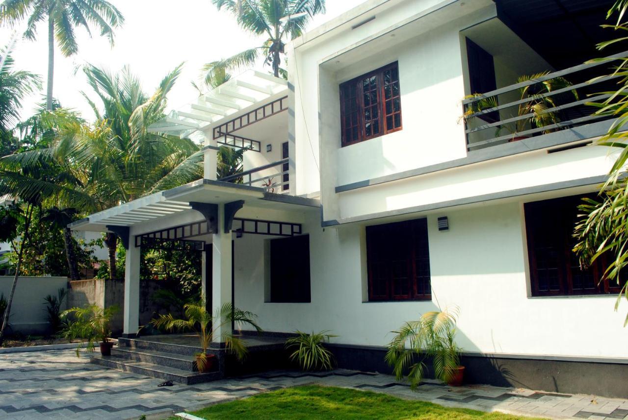 Nice Villa Irimbranallur Luaran gambar